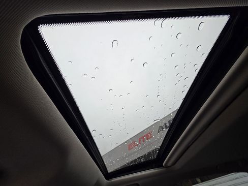 Used 2022 Nissan Altima 2.5 SR w/ Midnight Edition Package image 24