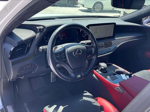 Used 2023 Lexus LS 500 F Sport w/ Cold Weather Package (CK) RWD image 17