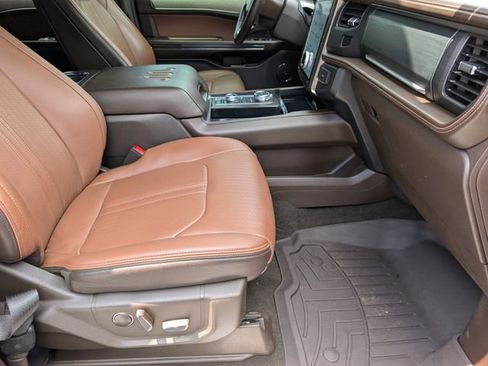 Used 2022 Ford Expedition King Ranch AWD/4WD image 30