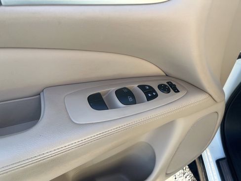 Used 2019 Nissan Pathfinder SL image 21