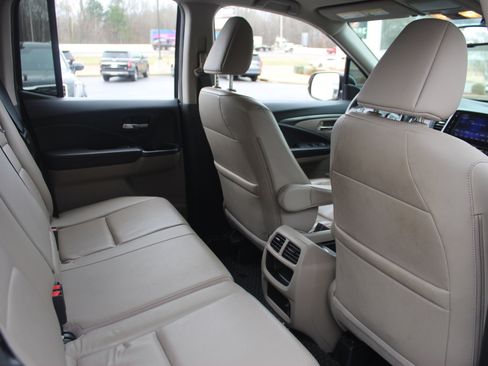 Used 2018 Honda Ridgeline RTL-T image 29