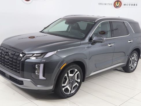 Used 2023 Hyundai Palisade Limited w/ Cargo Package AWD/4WD image 23