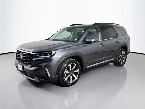 Used 2023 Honda Pilot Elite image 5