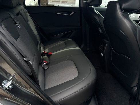 New 2026 Kia Niro Wind FWD image 16