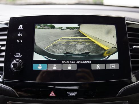 Used 2022 Honda Passport TrailSport image 22