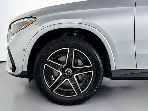 New 2026 Mercedes-Benz GLC 300 image 9