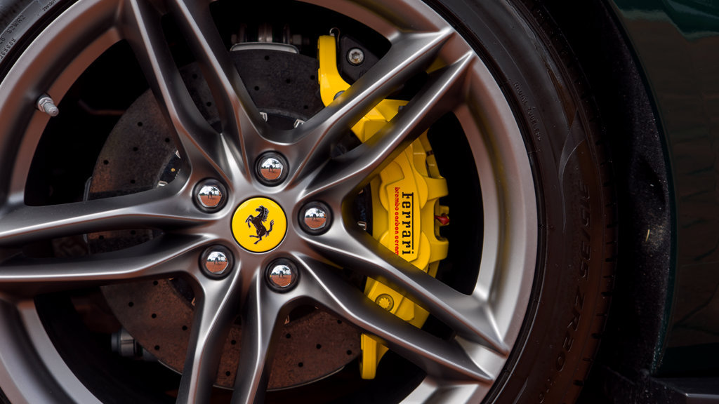 Used 2022 Ferrari 812 GTS RWD image 42