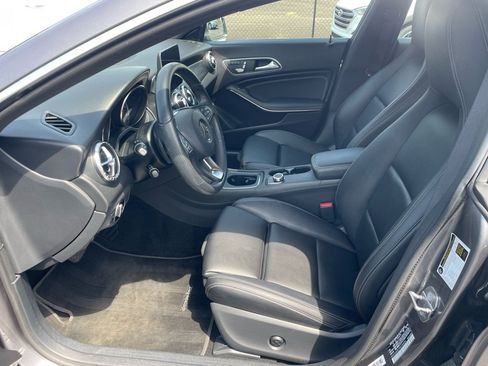 Used 2019 Mercedes-Benz CLA 250 image 12