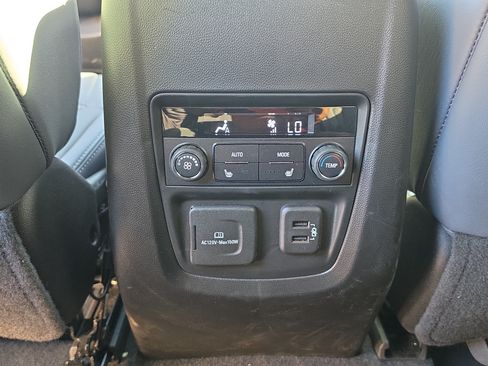 Used 2022 Buick Enclave Premium w/ LPO, Touring Package FWD image 22