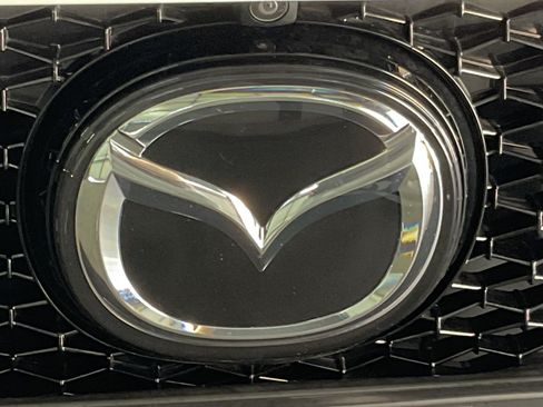 Used 2025 MAZDA MAZDA3 Hatchback w/Premium Plus Pkg AWD/4WD image 6