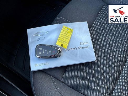 Used 2021 Chevrolet Blazer LT image 10