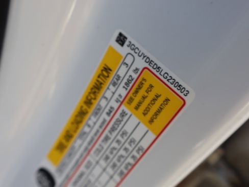 Used 2020 Chevrolet Silverado 1500 LT w/ All-Star Edition image 40