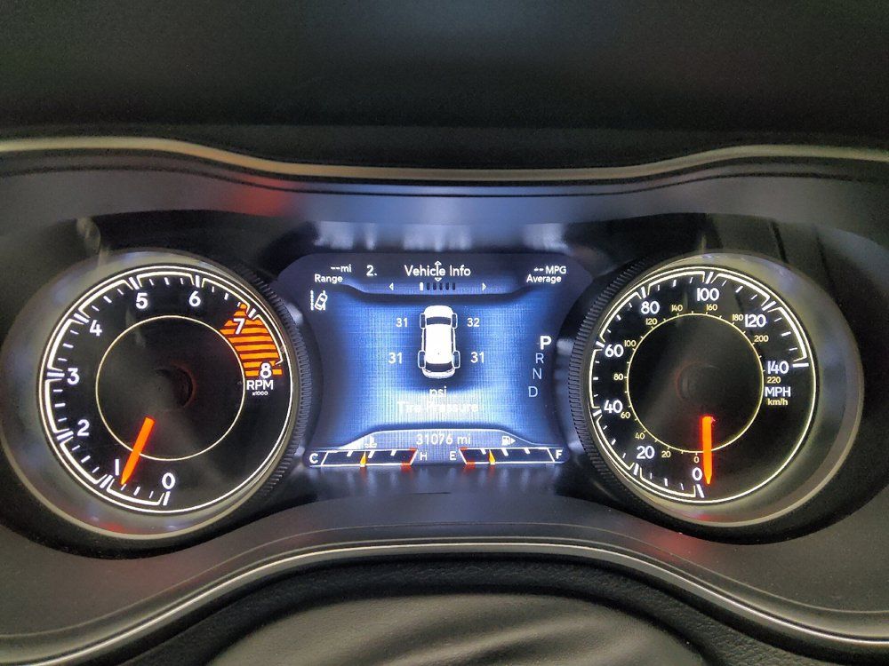 Used 2021 Jeep Cherokee Limited AWD/4WD image 23