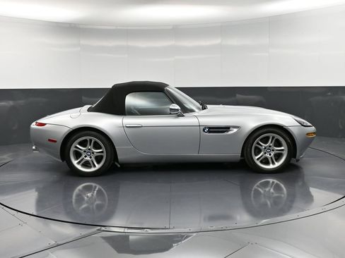 Used 2001 BMW Z8 image 9