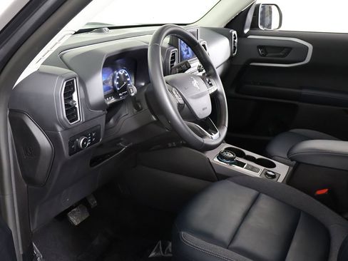 Used 2024 Ford Bronco Sport Outer Banks w/ Tech Package image 25