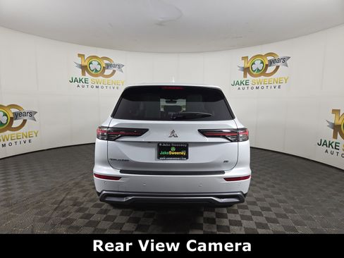 New 2026 Mitsubishi Outlander SE image 6