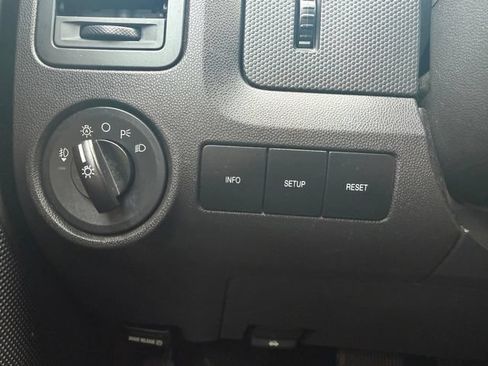 Used 2009 Ford Escape XLT AWD/4WD image 10