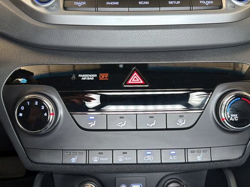 Used 2016 Hyundai Tucson Sport AWD/4WD image 28
