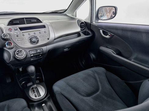 Used 2011 Honda Fit Sport image 20