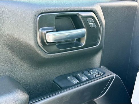 Used 2022 GMC Sierra 1500 Pro w/ Convenience Package image 17