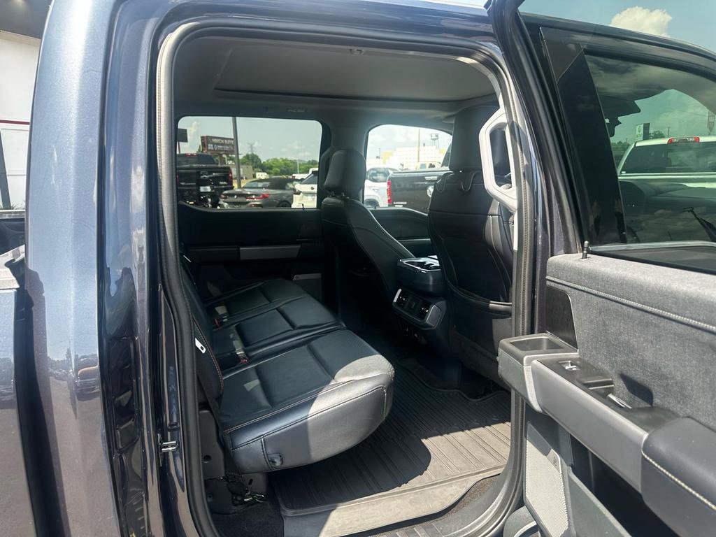 Used 2021 Ford F150 Lariat w/ Max Trailer Tow Package AWD/4WD image 15