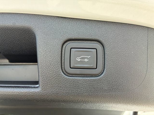 Used 2024 Chevrolet Blazer EV LT AWD/4WD image 7