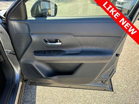 Used 2026 Nissan Kicks SV image 14