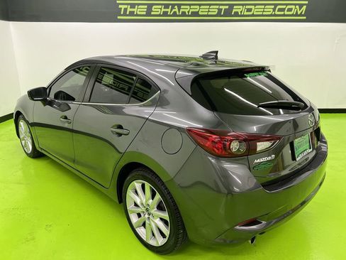 Used 2017 MAZDA MAZDA3 Grand Touring FWD image 7