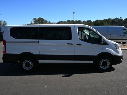 Used 2020 Ford Transit 150 XL RWD image 21