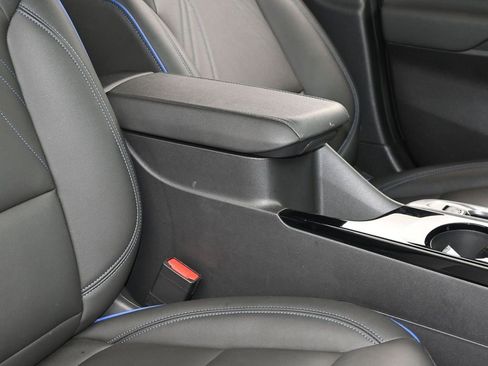 Used 2024 Buick Envista Sport Touring w/ Convenience I Package image 44