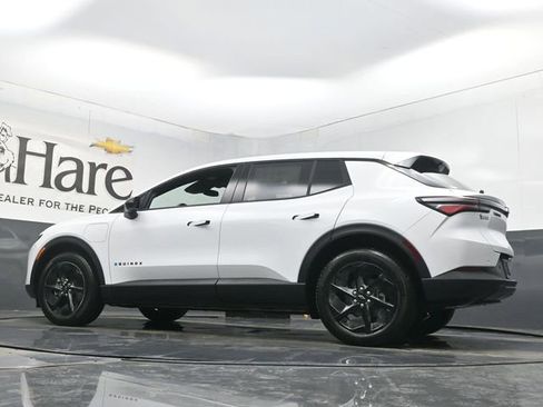 New 2026 Chevrolet Equinox EV LT image 33