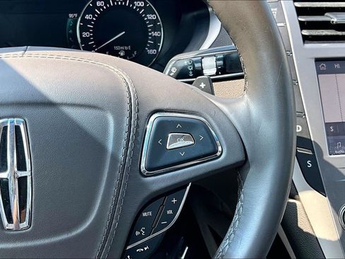 Used 2020 Lincoln MKZ w/ Convenience Package FWD image 12