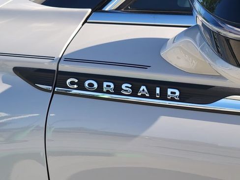 Certified 2023 Lincoln Corsair Reserve w/ Equipment Group 202A AWD/4WD image 14