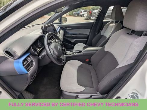 Used 2019 Toyota C-HR XLE image 14