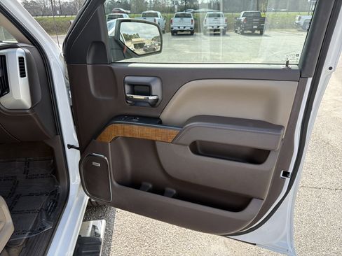 Used 2017 GMC Sierra 1500 SLT w/ SLT Premium Package image 18