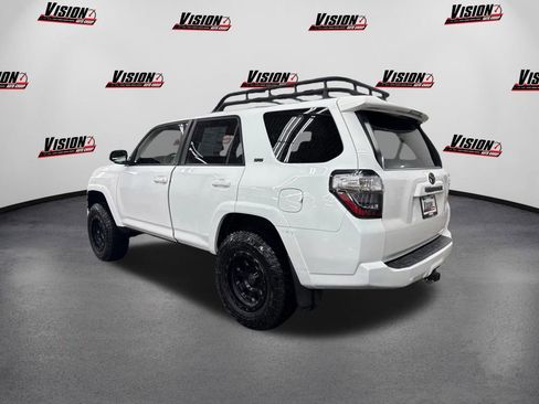 Used 2019 Toyota 4Runner image 7