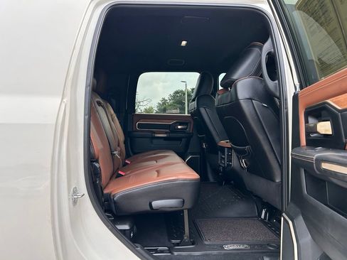 Used 2023 RAM 2500 Limited AWD/4WD image 47