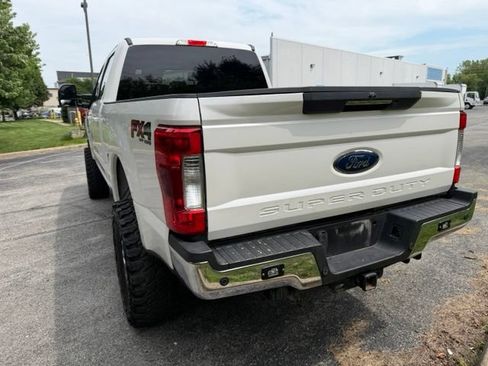 Used 2018 Ford F250 Lariat w/ Lariat Ultimate Package AWD/4WD image 6