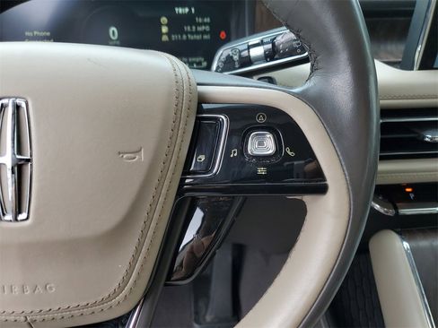 Certified 2022 Lincoln Aviator Reserve w/ Equipment Group 201A image 21