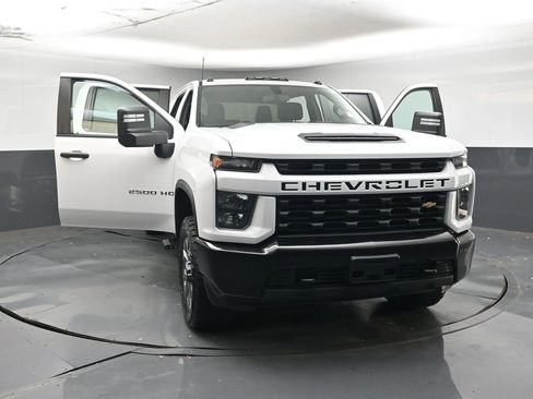 Used 2022 Chevrolet Silverado 2500 Custom w/ Custom Convenience Package image 50