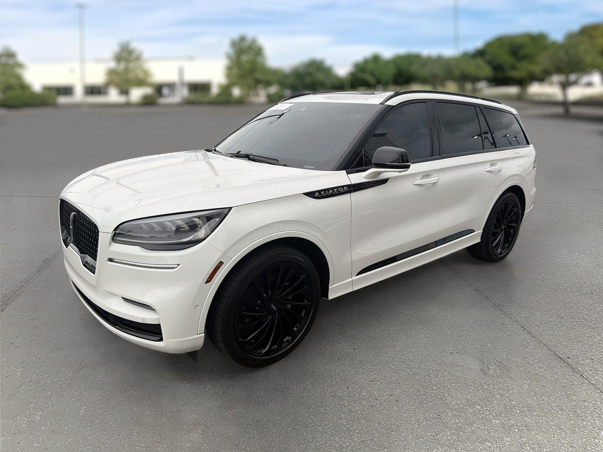 Certified 2023 Lincoln Aviator Reserve w/ Equipment Group 201A RWD image 3