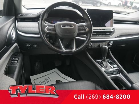 Used 2022 Jeep Compass Latitude image 44