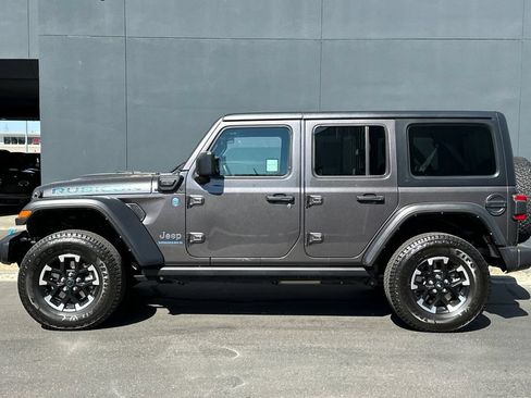 Used 2024 Jeep Wrangler Unlimited Rubicon 4xe AWD/4WD image 7
