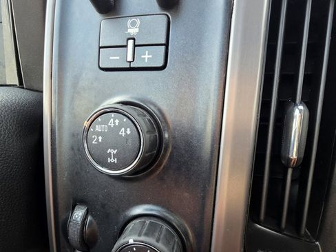 Used 2015 GMC Sierra 1500 SLT AWD/4WD image 12