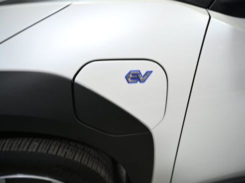 Used 2024 Subaru Solterra Premium image 14