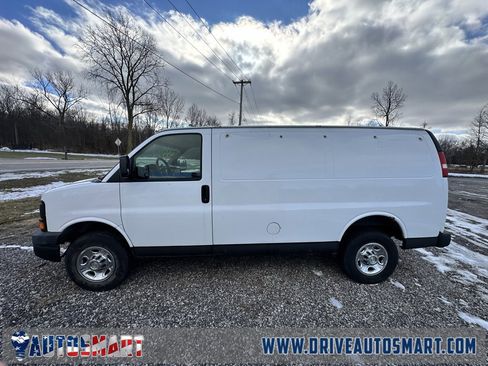 Used 2007 Chevrolet Express 3500 Work Van image 4