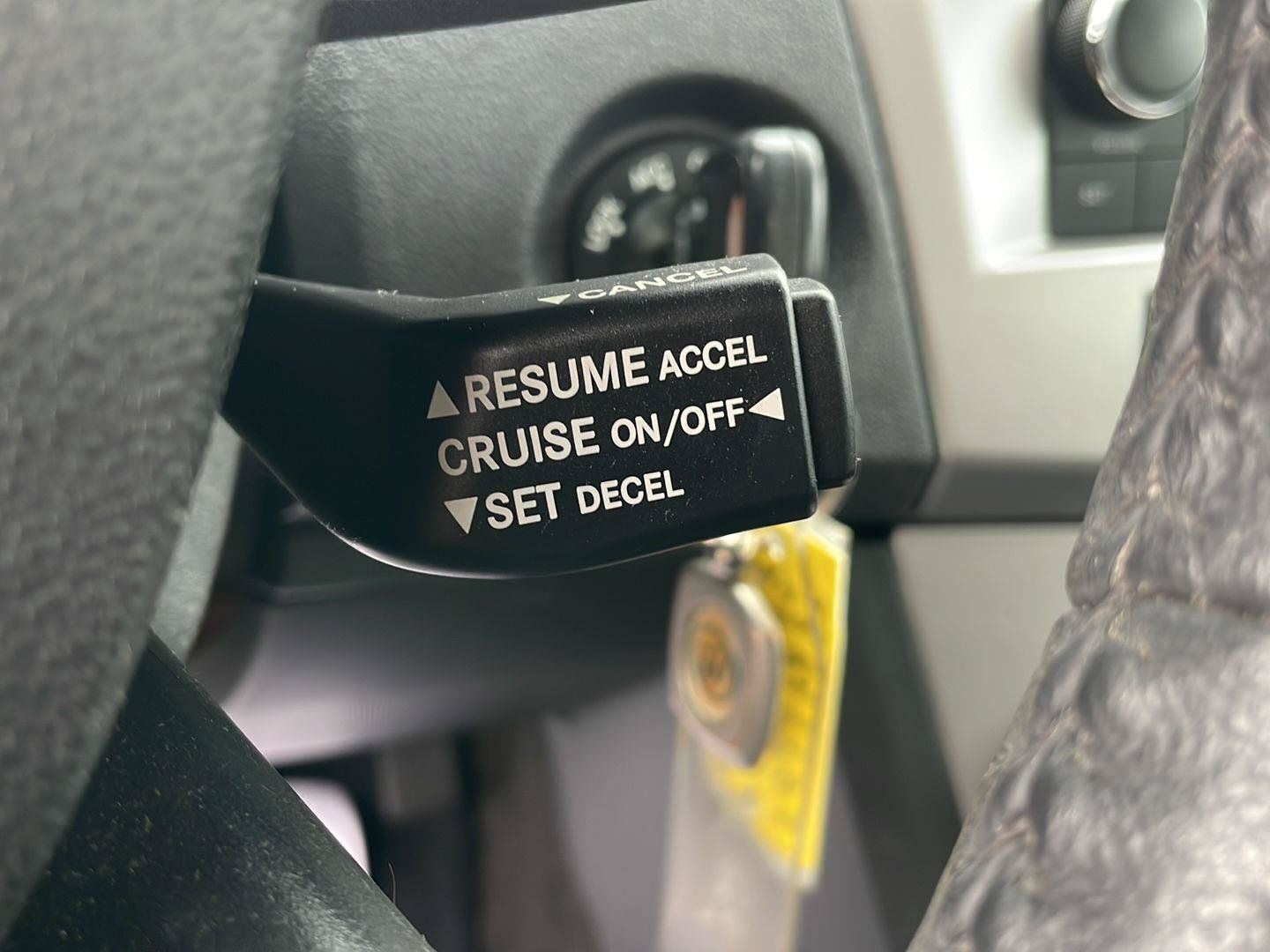 Used 2010 Chrysler Sebring Limited FWD image 15