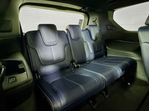 New 2026 INFINITI QX80 4WD w/ Sport Exterior Package image 36