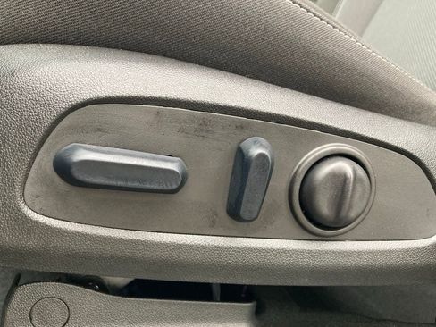 Used 2025 Chevrolet Blazer LT image 15