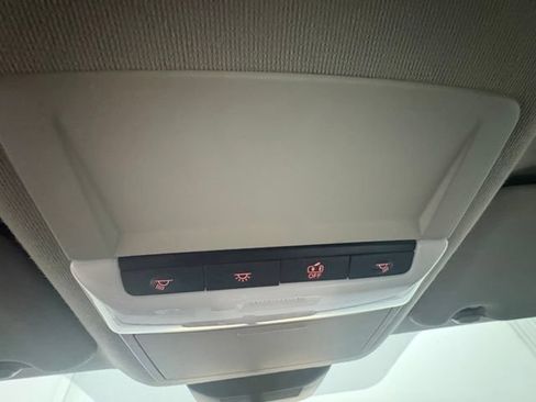 Used 2024 Nissan Sentra SV FWD image 32
